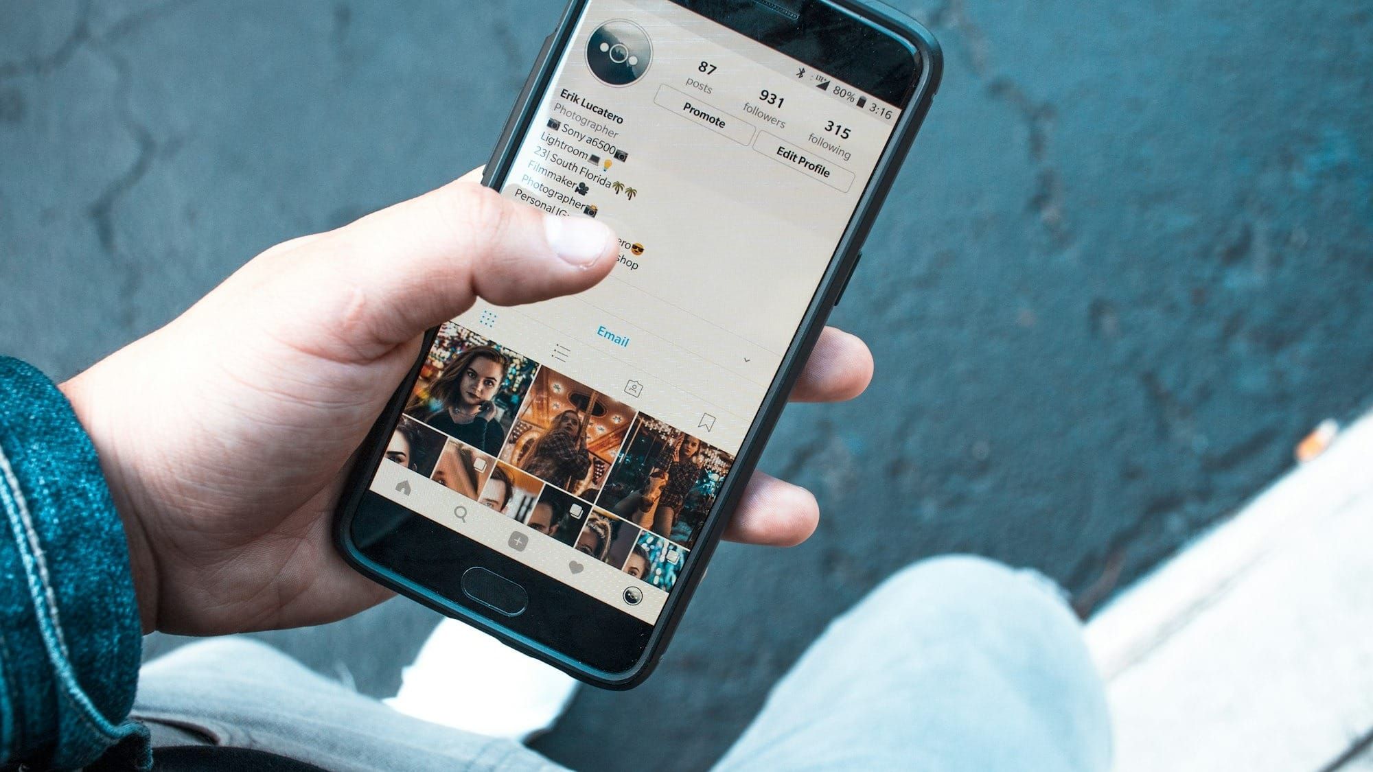 Instagram might release its own new AI editing tool in 2025 Post feature image