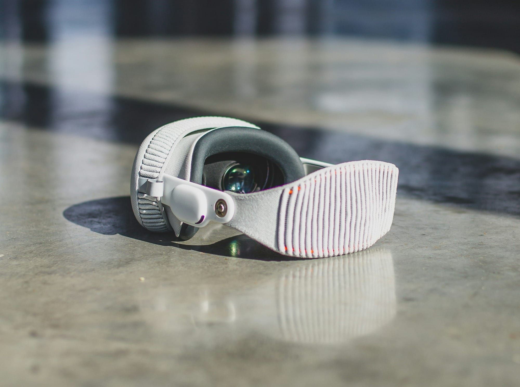 Apple’s Vision Pro headset is finally getting a taste of Apple Intelligence Post feature image