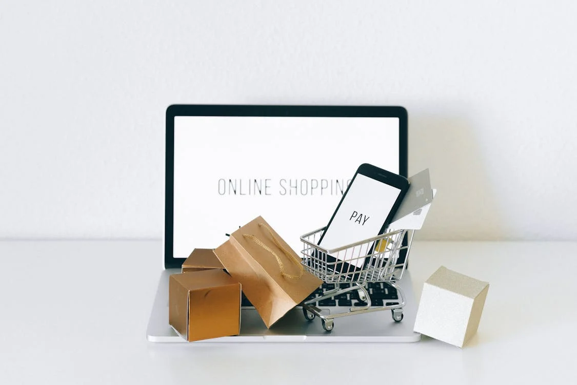 The Rise of eCommerce and Smart Retail Post feature image