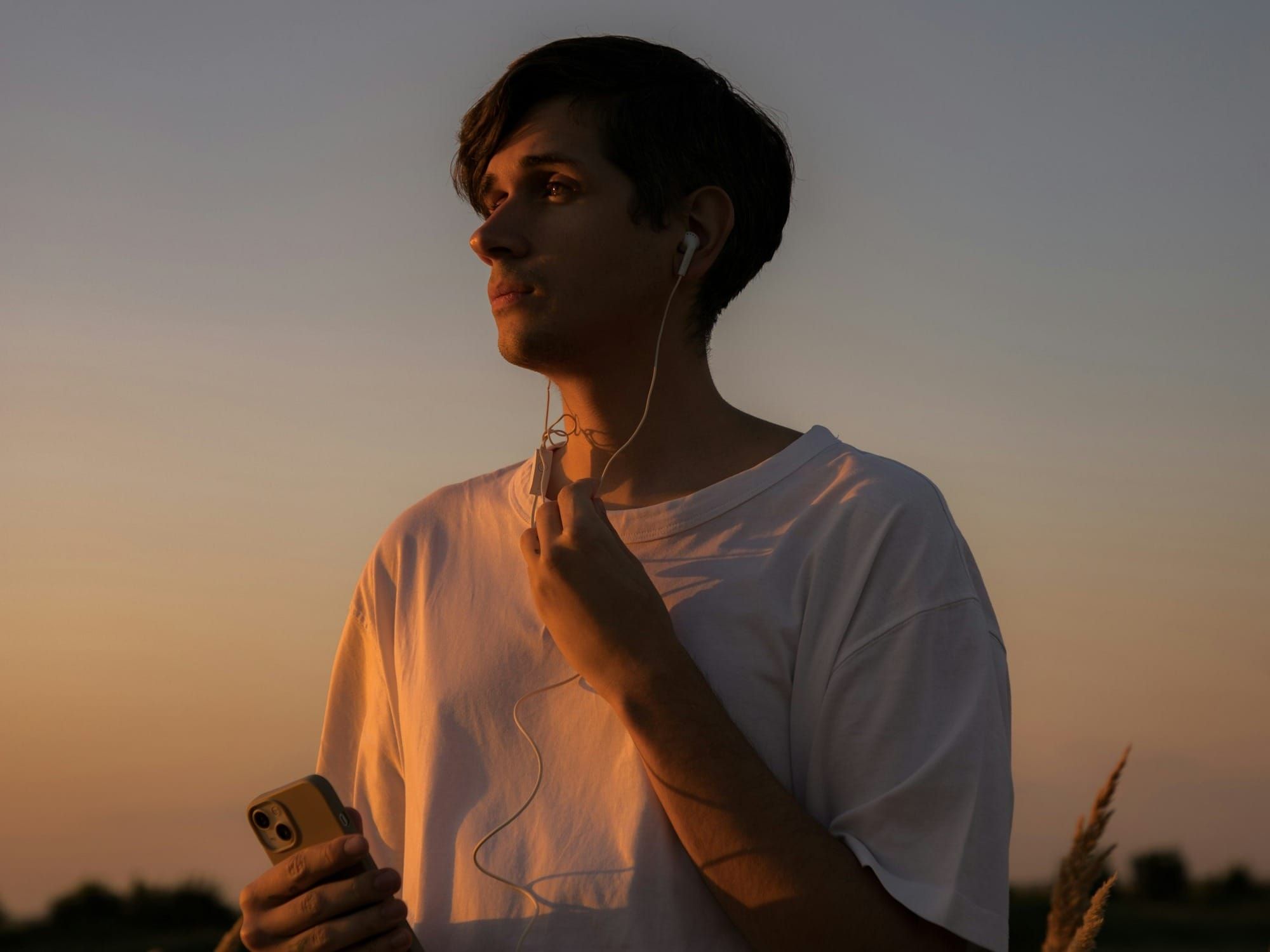 The Surprising Return of Wired Earphones in 2026 Post feature image