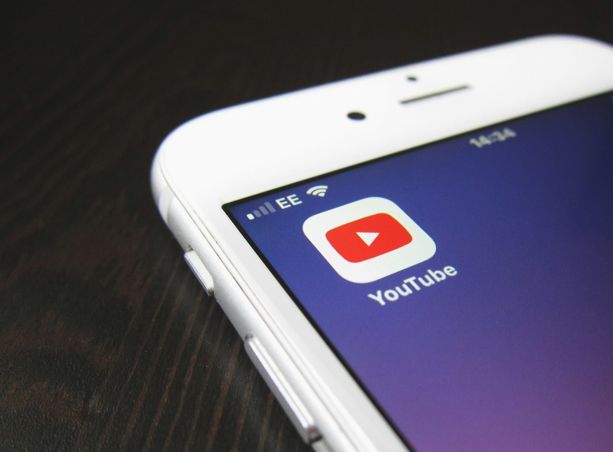Google set to end $7.99 YouTube Premium pricing for its legacy subscribers Post image