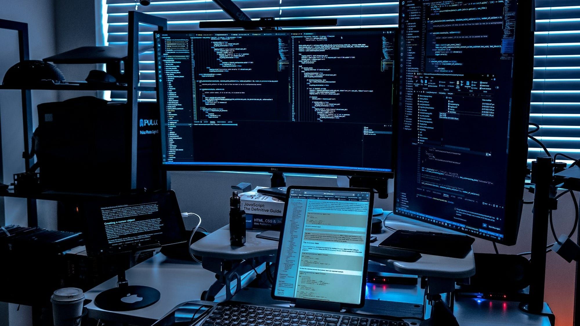 5 Essential Courses to Boost Your Career as a Cloud FinOps Analyst Post image