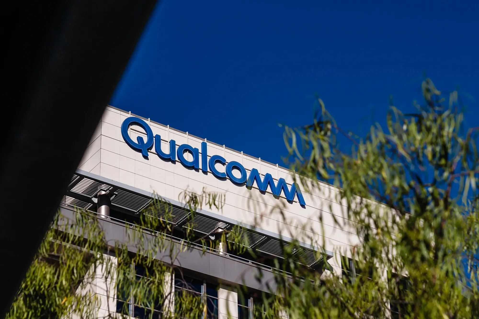 Why chip maker Qualcomm's stock fell despite a great quarter Post image