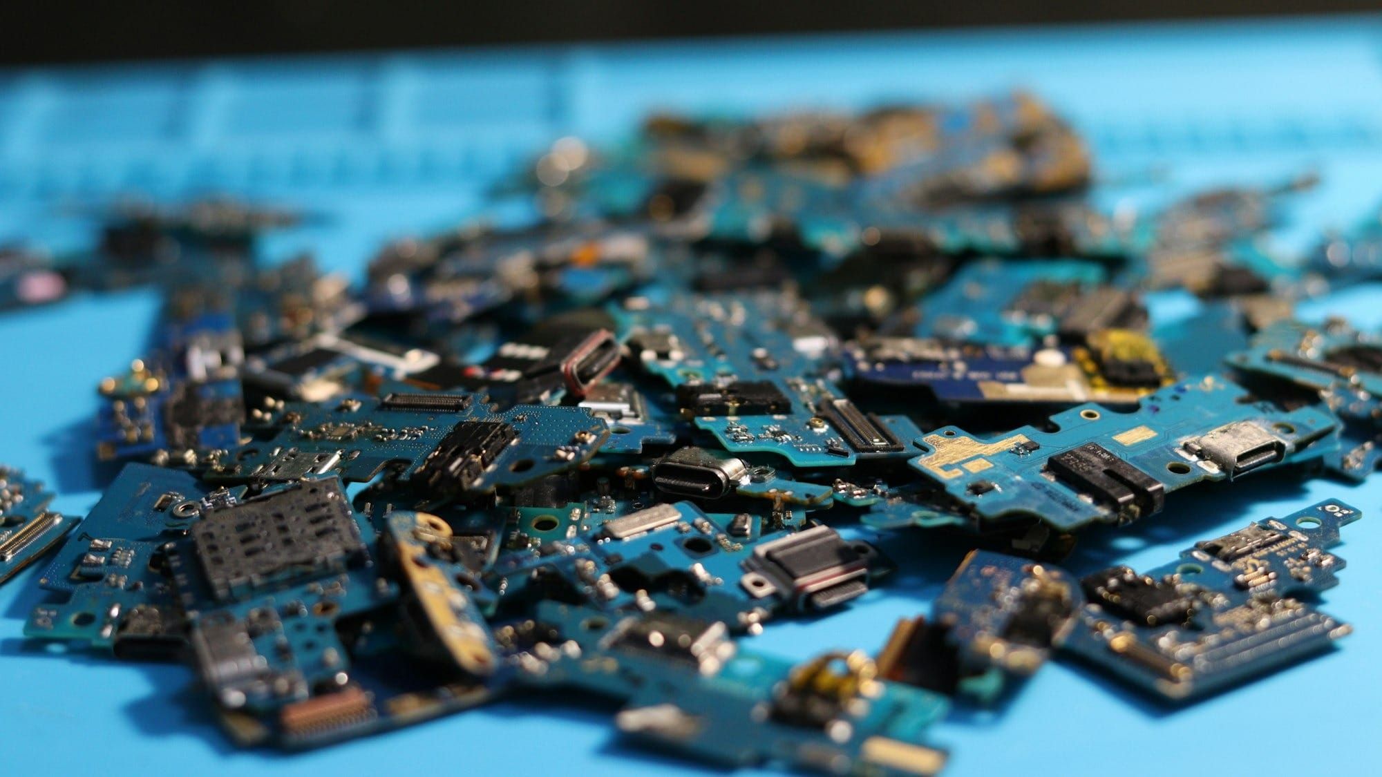 Netherlands seizes control of Chinese-owned chipmaker over security concerns Post image