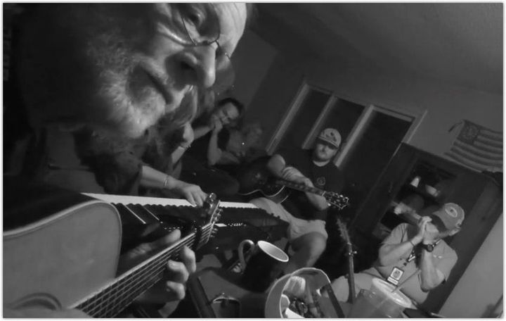 Doug Gill – 'I Hear Thunder'