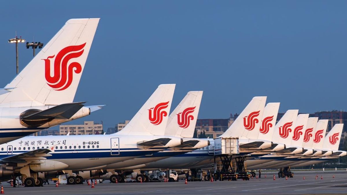 USDOT ban on Chinese airlines overflying Russia could impact 4 US routes Post feature image