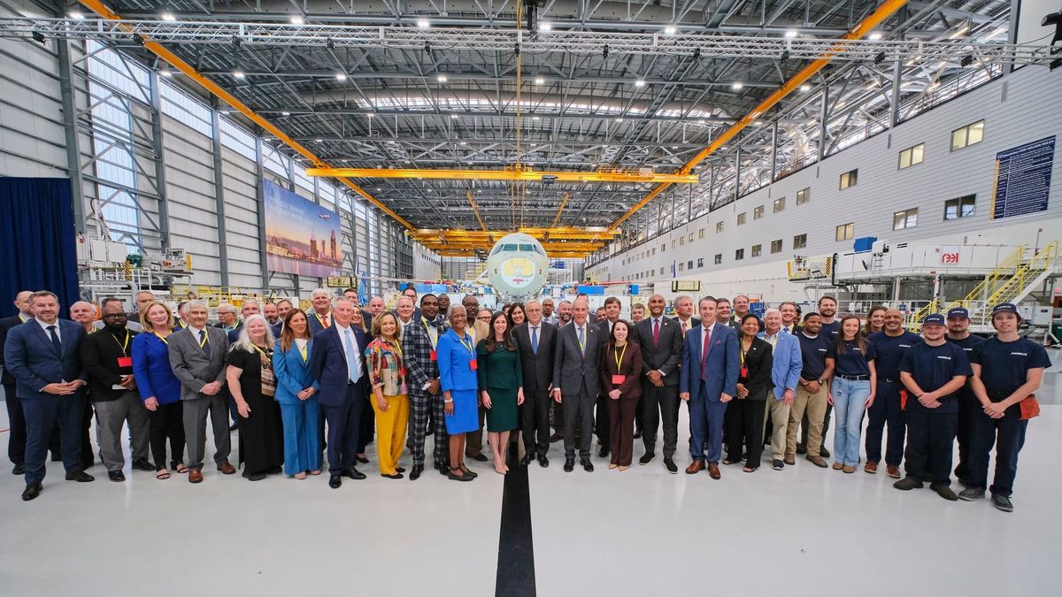 Amid trade tensions, Airbus opens its third assembly line in the US Post feature image