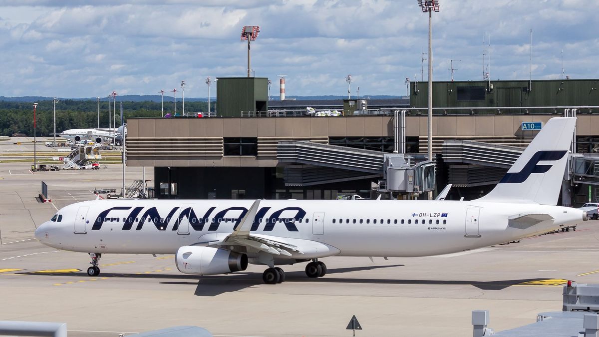 Finnair temporarily suspends some A321 ops due to potentially unsafe seat cover cleaning Post feature image