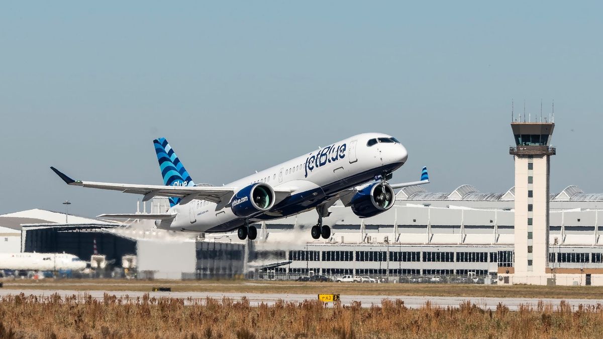 USDOT confirms it has money for EAS subsidies until November 18 Post feature image