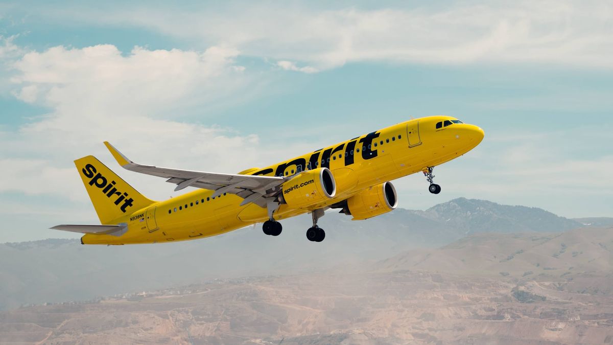 Spirit Airlines shrinks Q2 capacity by 40% Post feature image