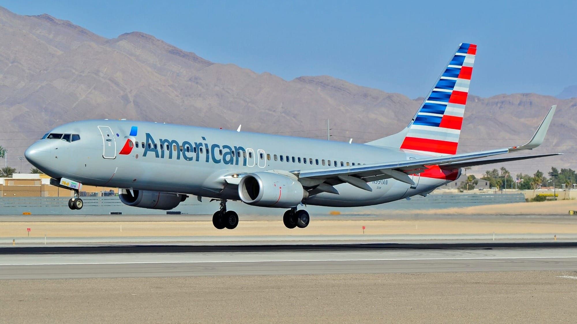 NTSB: Improperly reconnected brakes led to American Airlines B737 runway excursion at DFW Post image