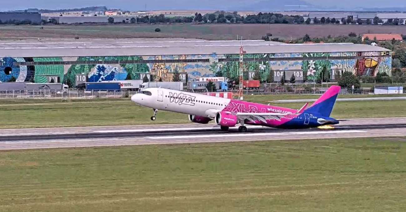 Wizz Air A321XLR descent rate increased by almost 300 fpm before tailstrike in Prague Post image