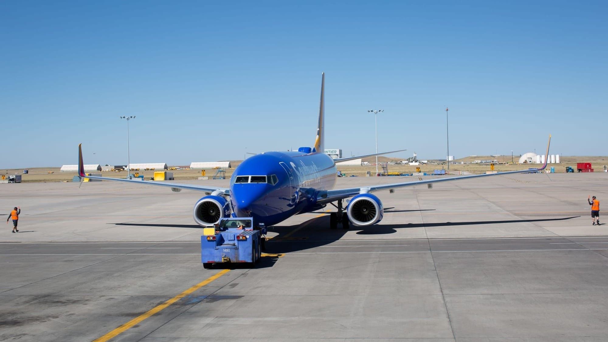 Southwest Airlines takes EBIT hit of at least $100 million due to US government shutdown and higher fuel prices Post image