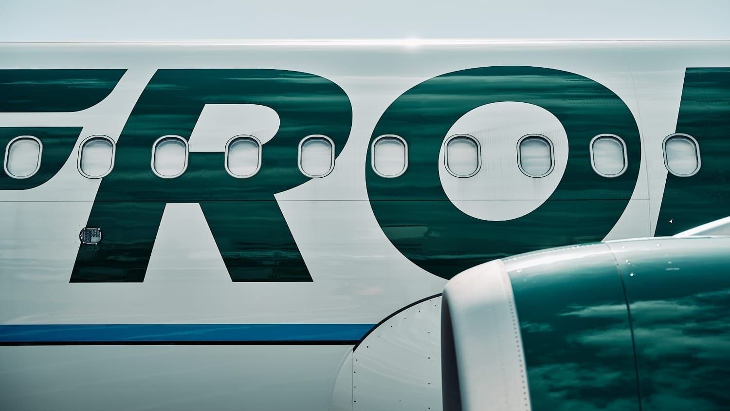 Which LCCs publish their schedule the earliest? Post image