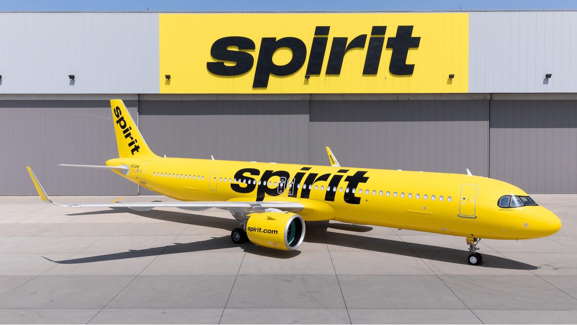As Spirit Airlines shrinks in Fort Lauderdale, Frontier Airlines and JetBlue pounce Post image