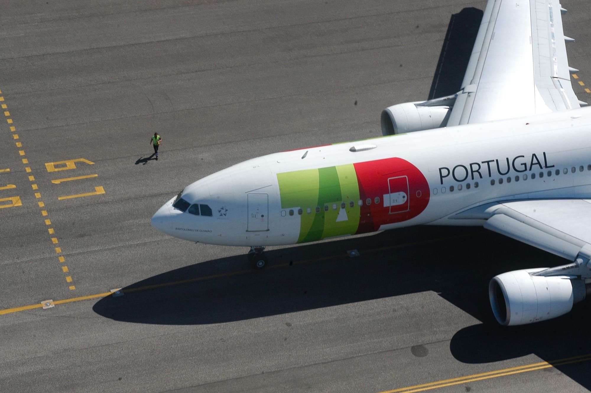 Why are Air France-KLM, IAG, and Lufthansa looking to buy TAP Air Portugal? Post image