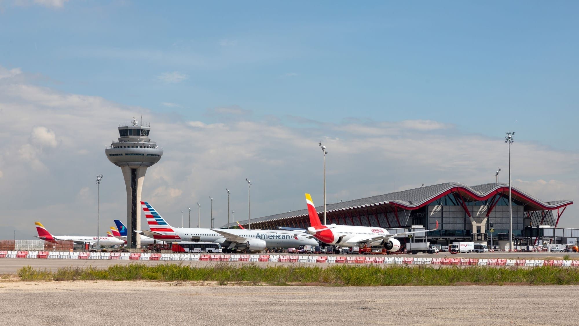 Aena will raise airport charges to refurbish Spain’s airports for $15.1 billion Post feature image