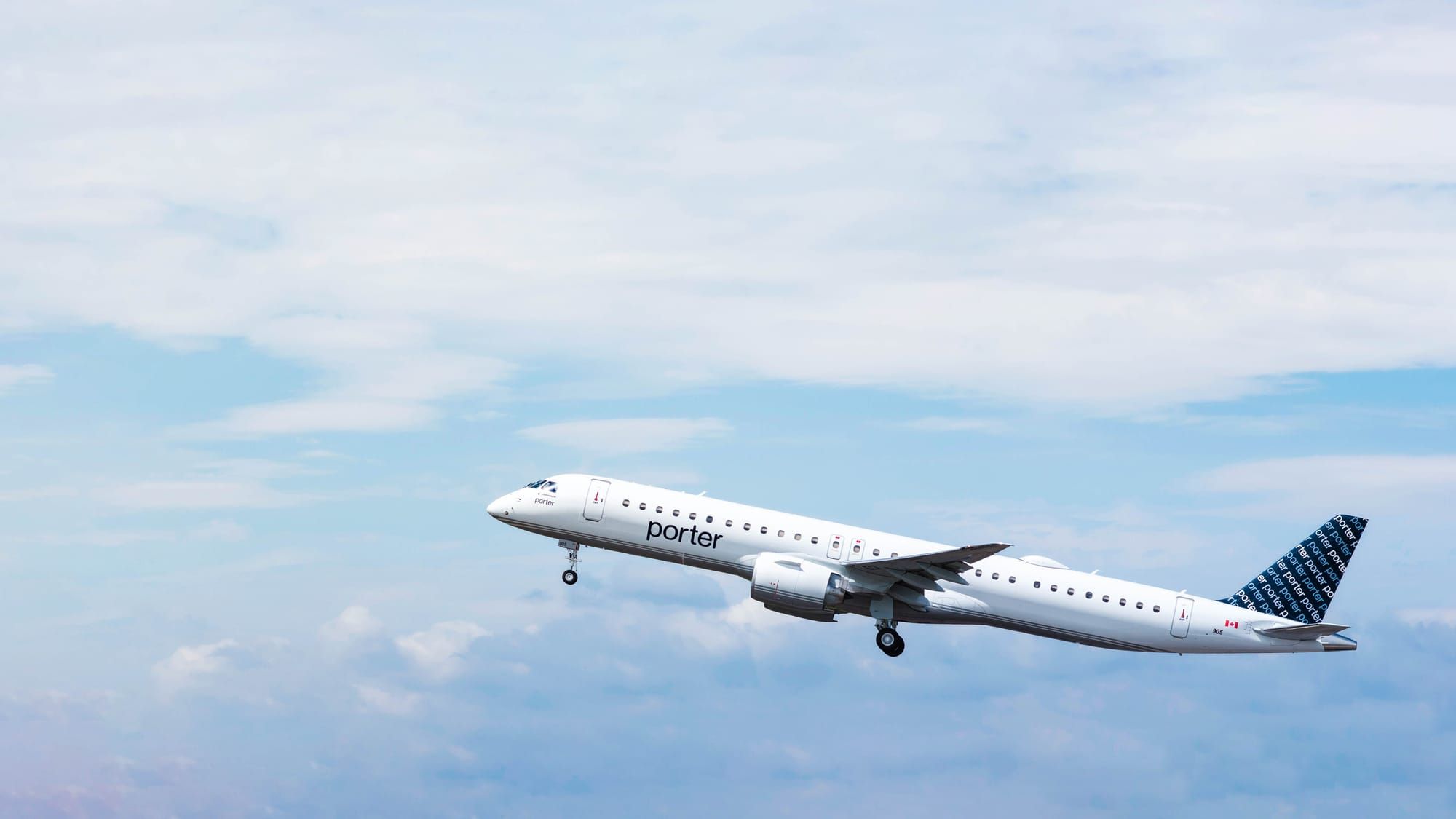 Porter Airlines adds fuel surcharge for loyalty redemption flights Post feature image