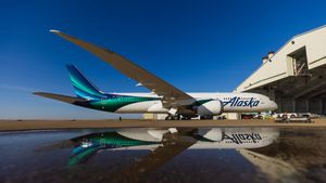 Alaska Airlines’ strong demand challenged by external events in Q1, downgrades quarterly outlook Post feature image