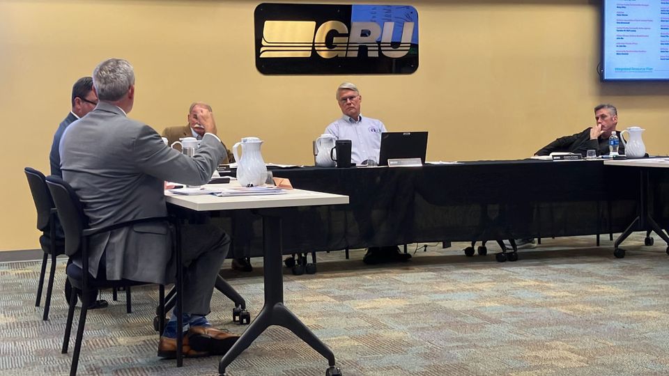 Gainesville Regional Utilities Authority Split Vote on Government Services Contribution