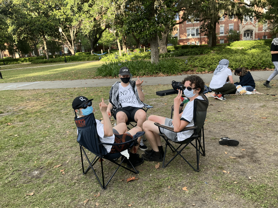 State Troopers, UFPD, and GPD Arrest Nine People Protesting for Peace in Palestine