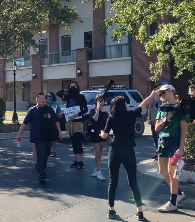 Arashi Yama Employees Physically Assault Animal-Rights Activists at Foie Gras Protest