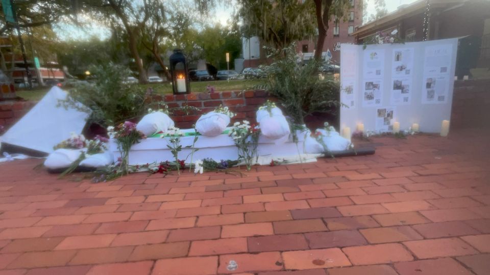 Palestine Advocates Hold Vigil on International Day of Peace