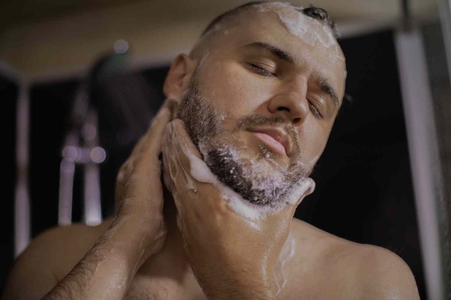 Tips caseros para el cuidado barba hombre
