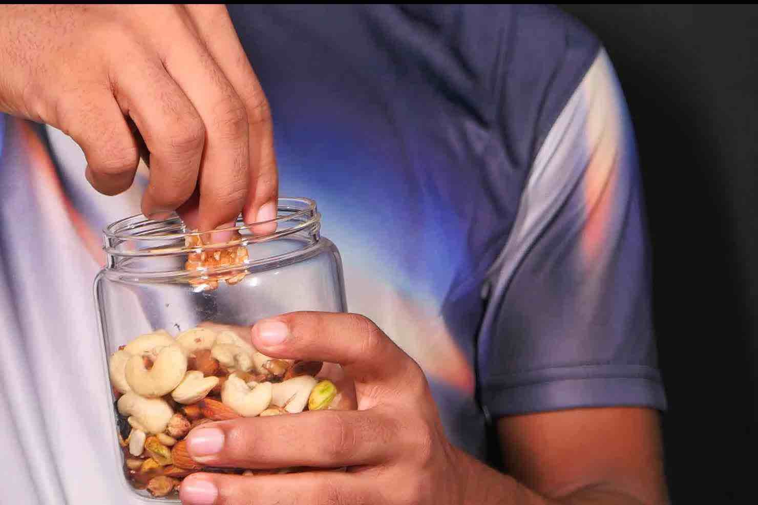 5 alimentos que todo hombre debería comer para perder grasa en el abdomen