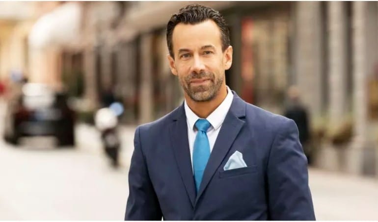 Sverige åpner for drivstoffrasjonering: Kan ramme norske bilister