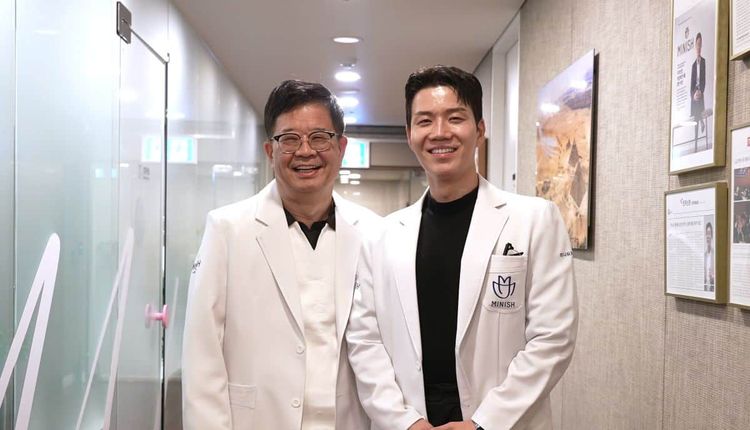 歯科医師大先輩」父に青春をプレゼントする