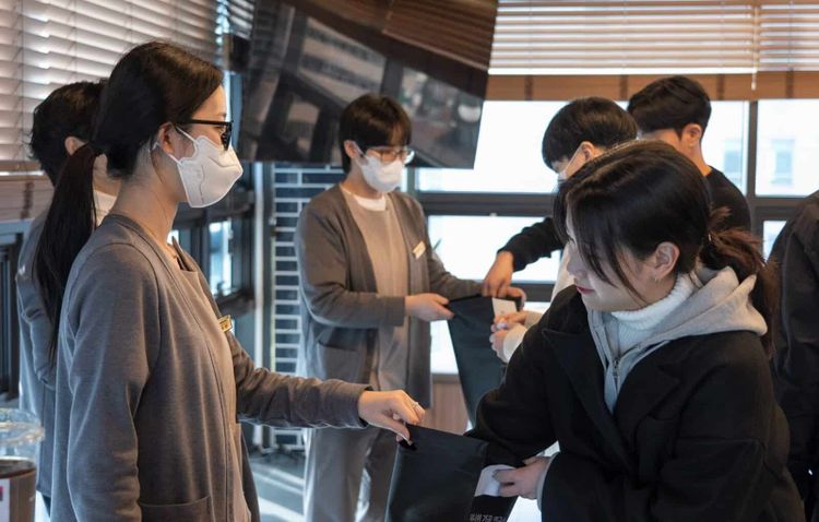 New Employee Orientation at Minish Institute of Technology