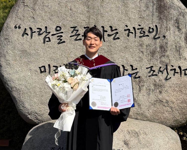 미니쉬치과병원 1호 박사 탄생, 미니쉬 접착 증명 위해… 지구 둘레 2배 운전한 열정남