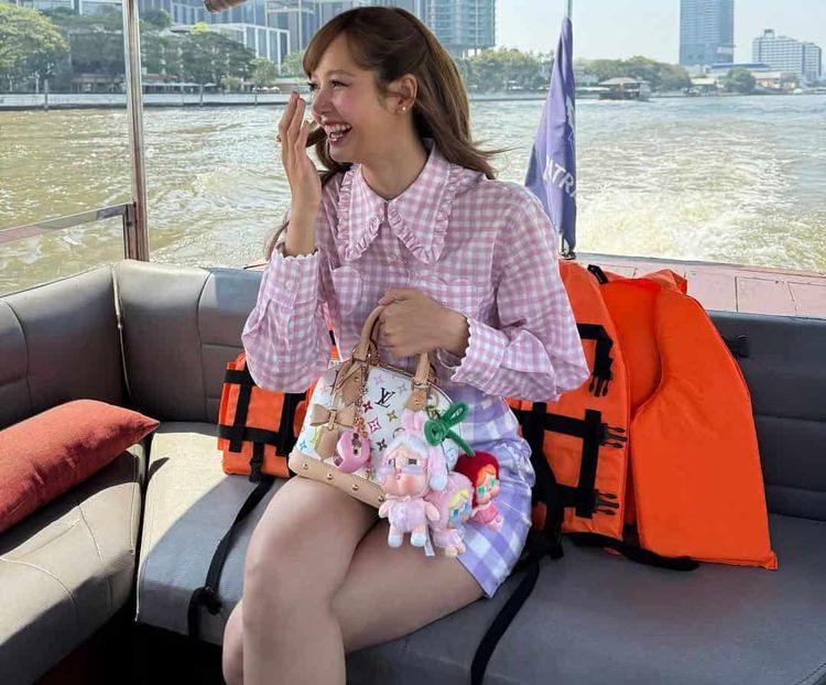 BlackPink Lisa photo, images related to Labubu Crybaby merchandise