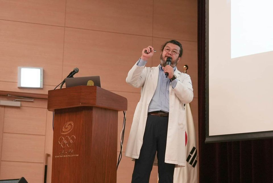 "국가대표 선수들, 치아 건강해야 경기력 올라갑니다"