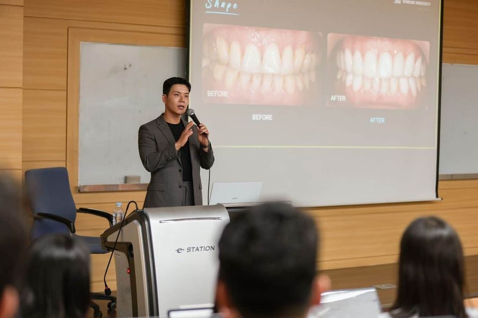 Sungho Kim during a dental consultation at Seolleung Station