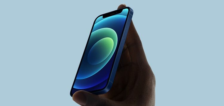 iphone-12-mini-hand