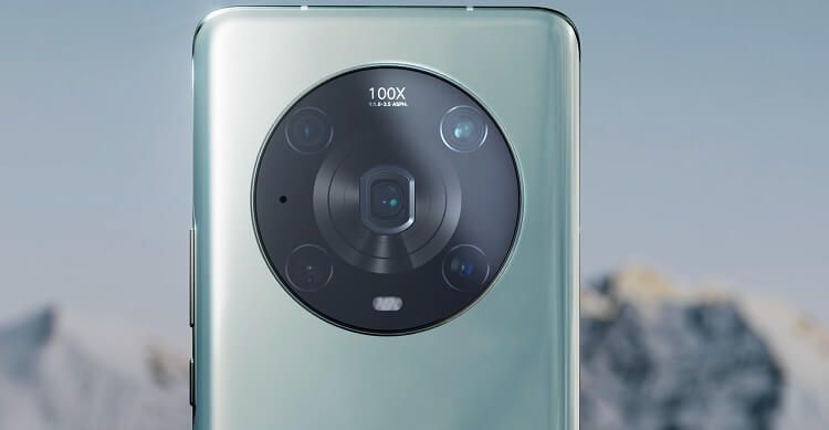 Magic-4-Pro-Cam-1-