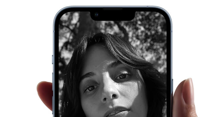 iPhone-13-Pro-selfie