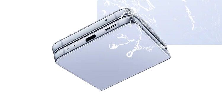 Galaxy-Z-Flip-4-waterproof