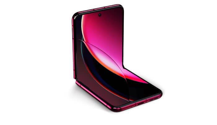 moto-40-razr-ultra
