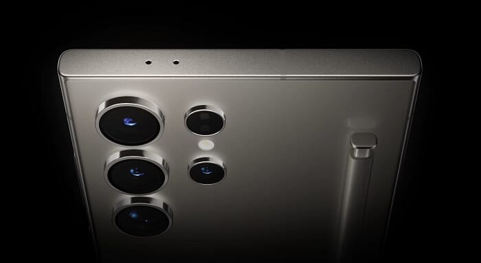 Galaxy S24 Ultra rear camera and s-pen