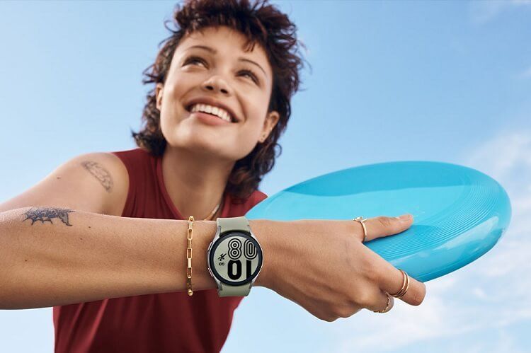 What can you do on a smartwatch?