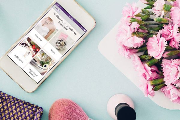 Can You Plan a Wedding Using Just Your Smartphone?