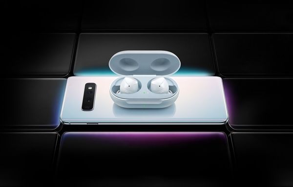 Introducing the Samsung Galaxy S10