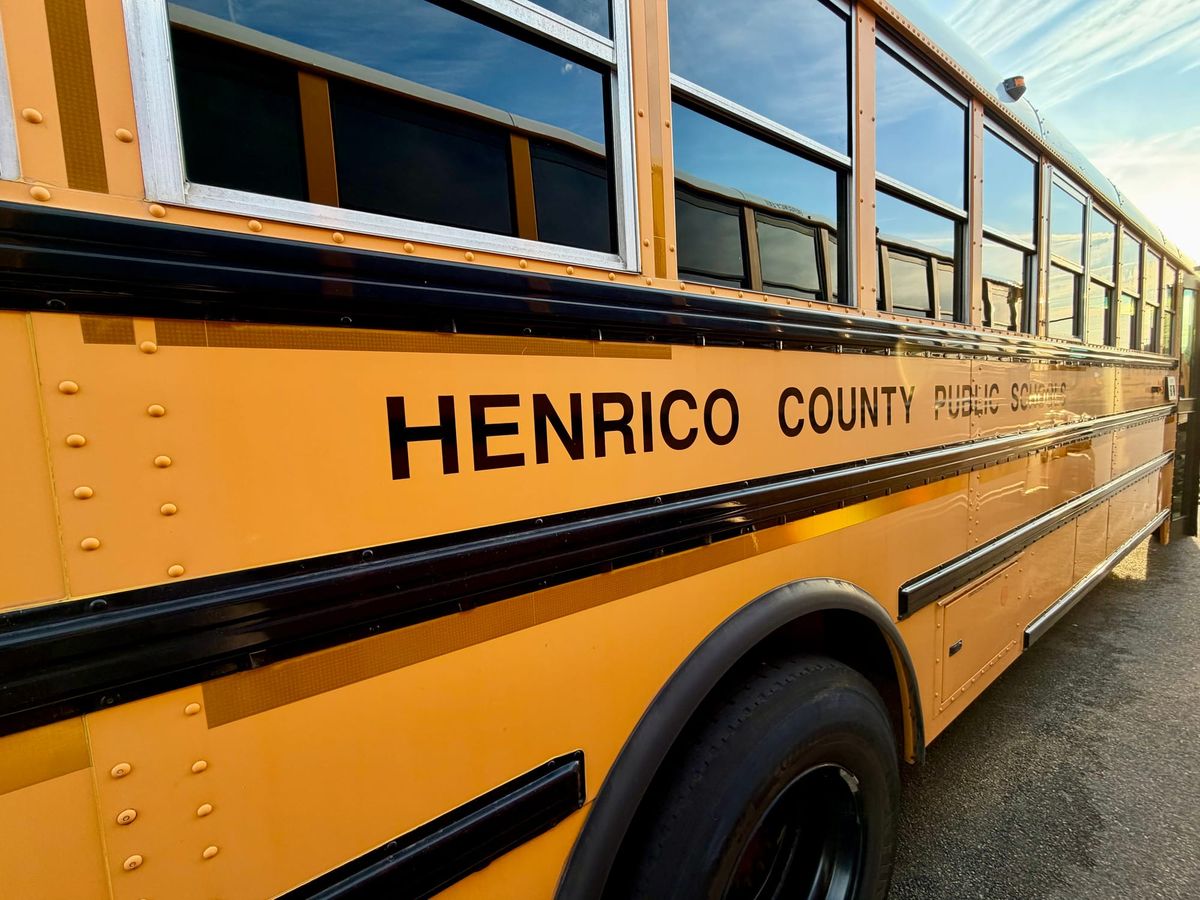 New Henrico Schools software will allow teachers to see and control what students are doing on their computers in real time