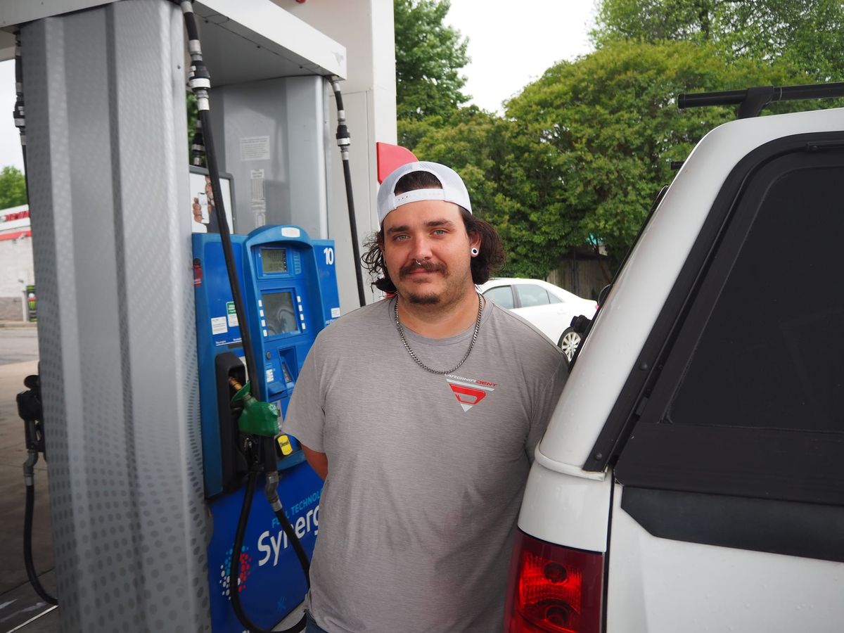 Pain at the pump for Memorial Day weekend pushes Henrico drivers and travelers to search for savings