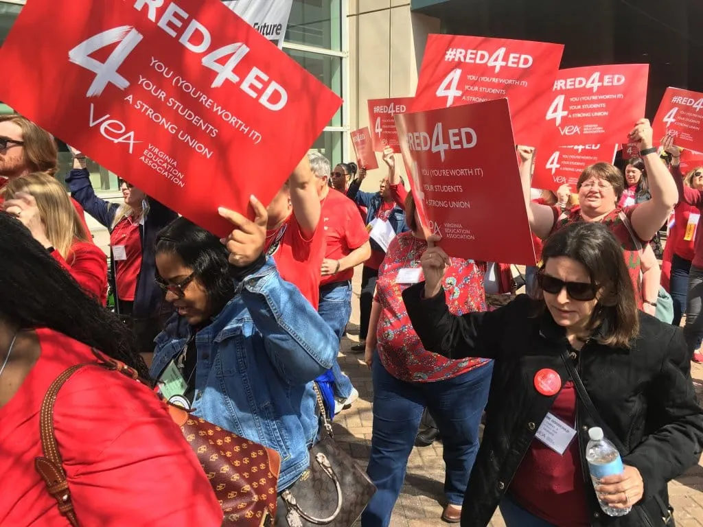 Virginia schools still struggling to fill critical teaching positions, new report finds