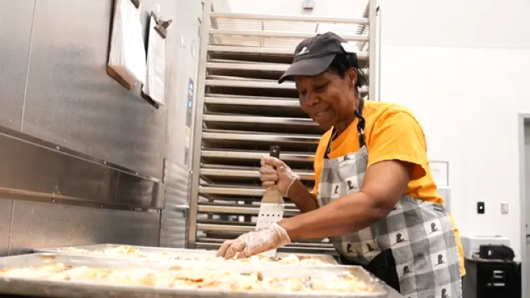 Retirees find meaning volunteering at Feed More: 'Feeding people is the most basic human need'