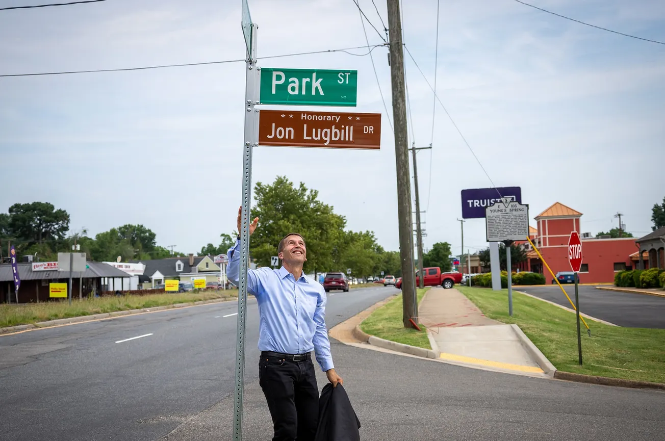 Sports Backers, Henrico County honor Lugbill with honorary street name